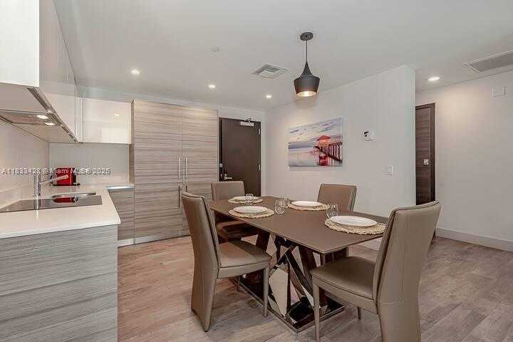 Small Image of 777 NORTH OCEAN DR #N401, Hollywood Number 4