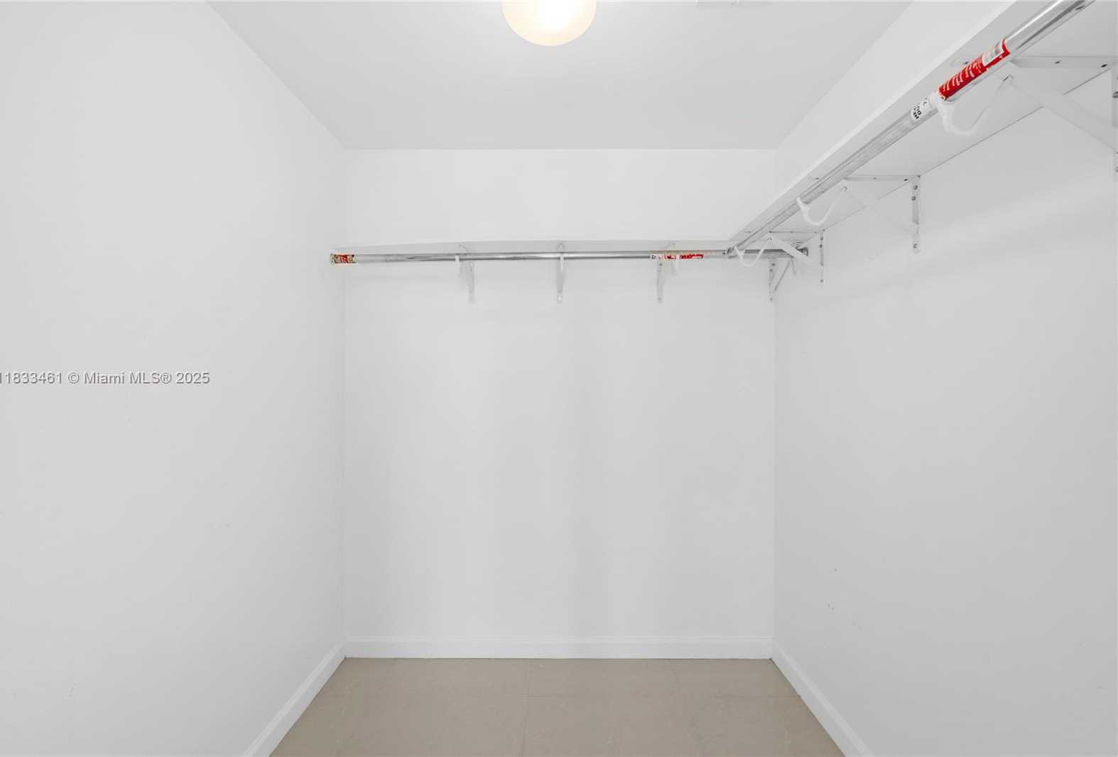 Small Image of 495 BRICKELL AVE #2607, Miami Number 26