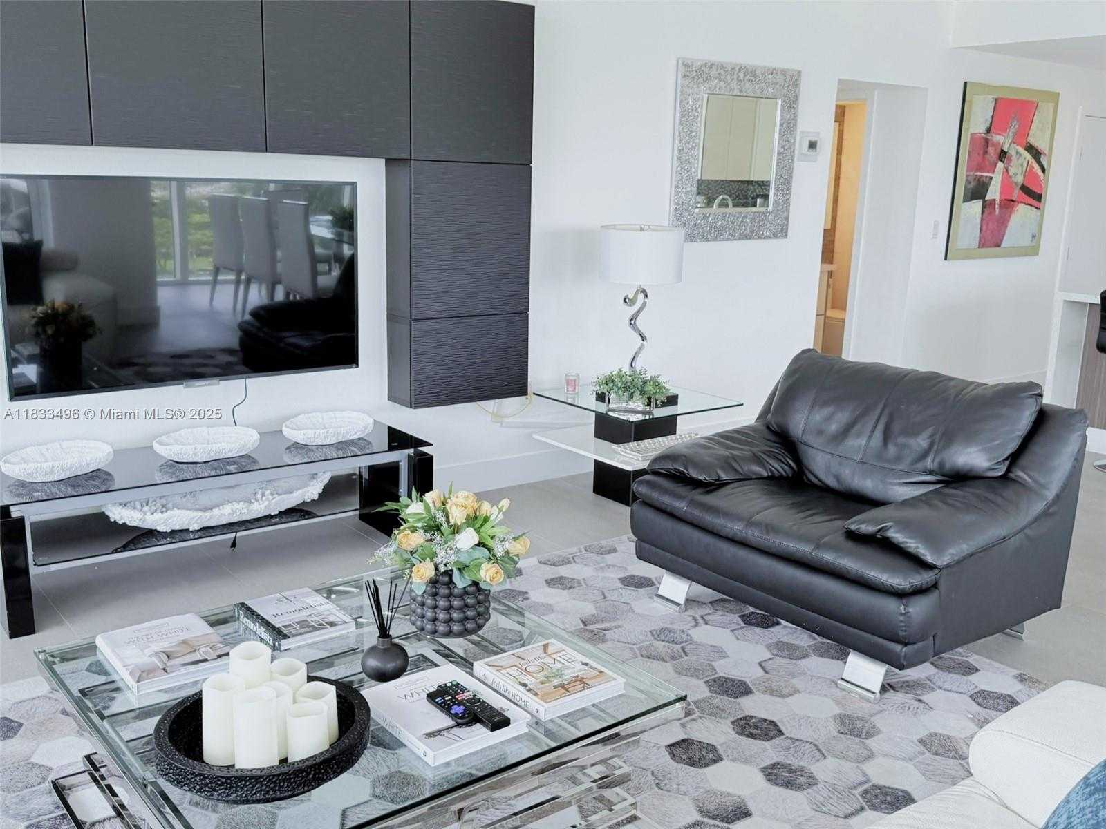 Small Image of 10275 COLLINS AVE #722, Bal Harbour Number 11