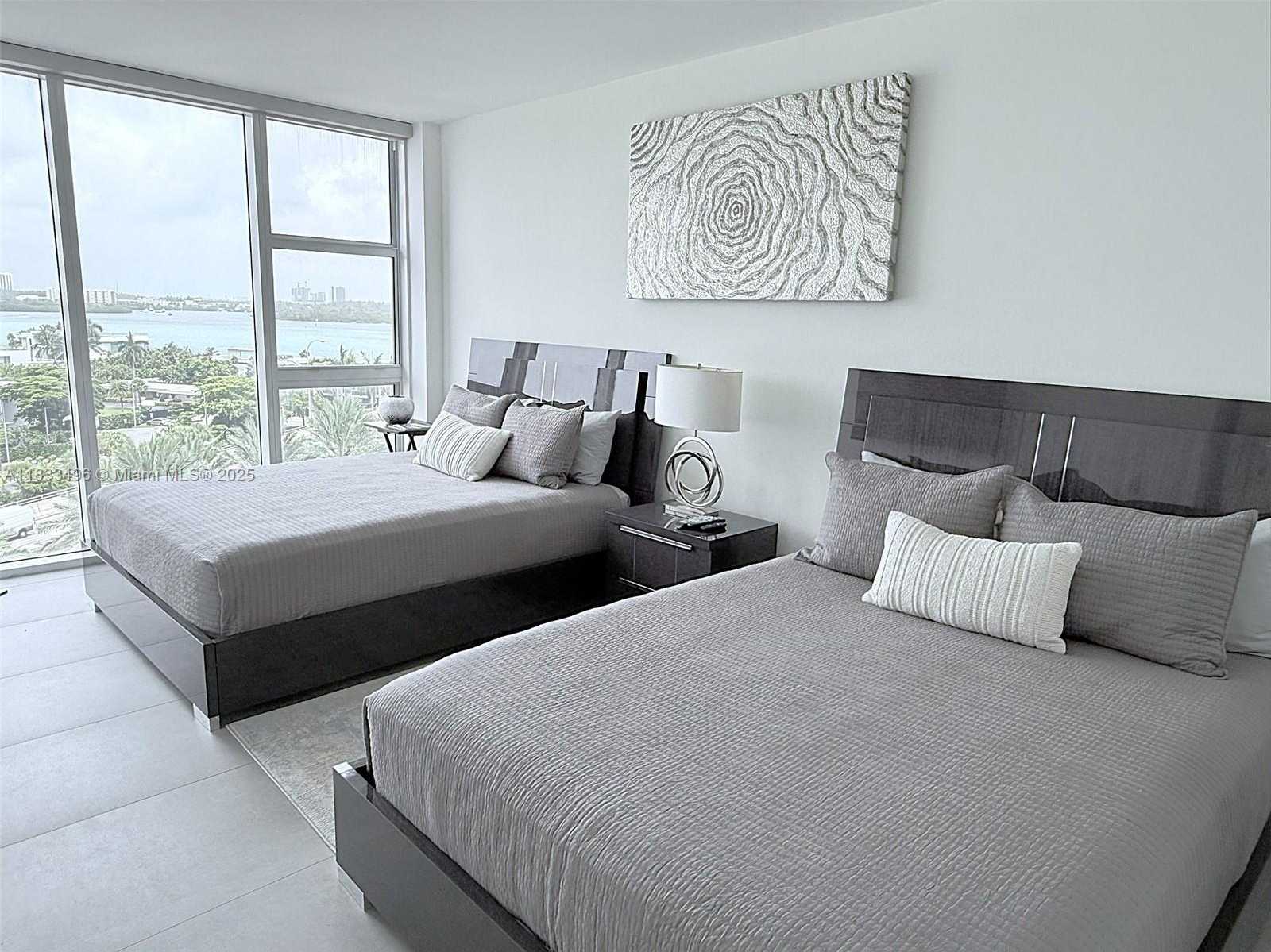 Small Image of 10275 COLLINS AVE #722, Bal Harbour Number 25