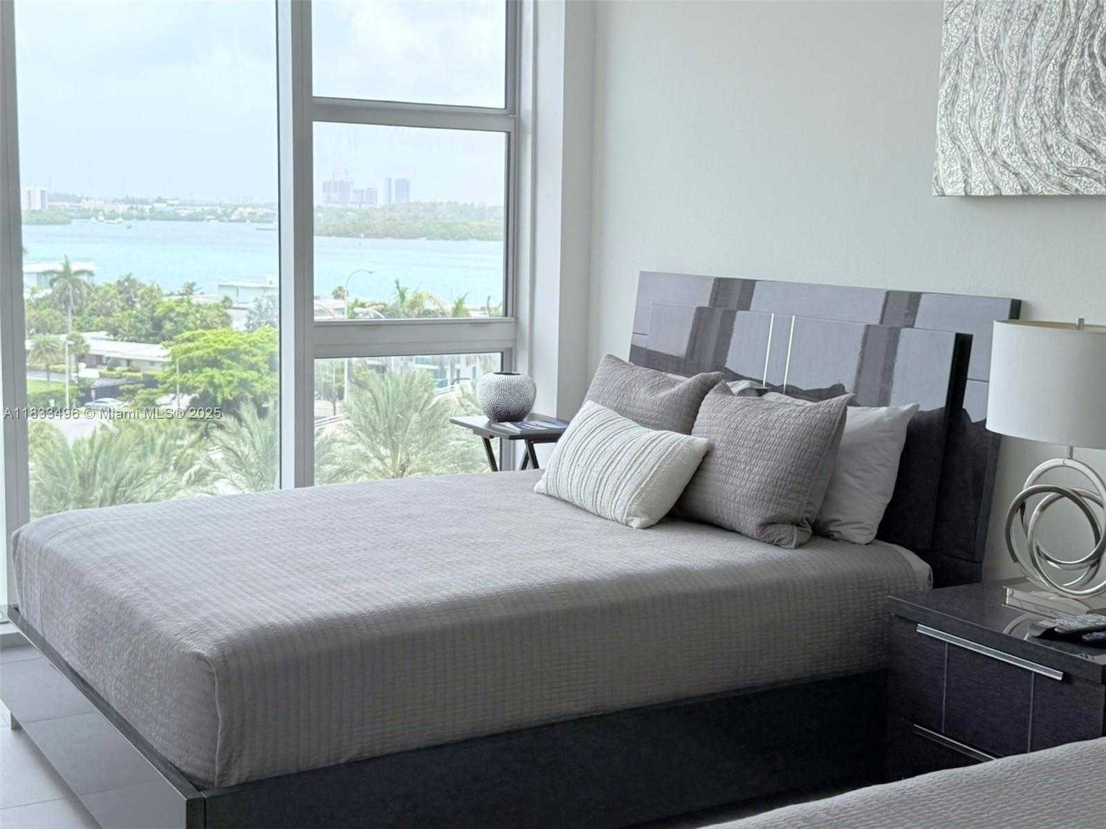 Small Image of 10275 COLLINS AVE #722, Bal Harbour Number 26