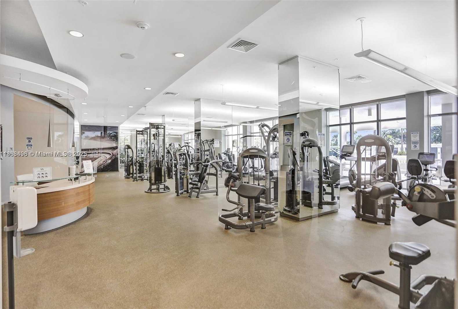 Small Image of 10275 COLLINS AVE #722, Bal Harbour Number 38
