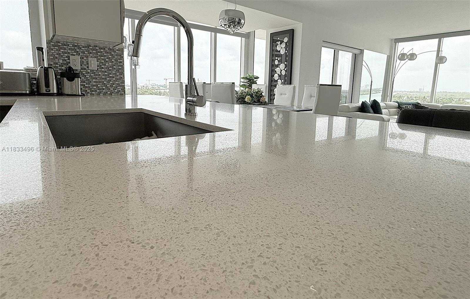 Small Image of 10275 COLLINS AVE #722, Bal Harbour Number 5