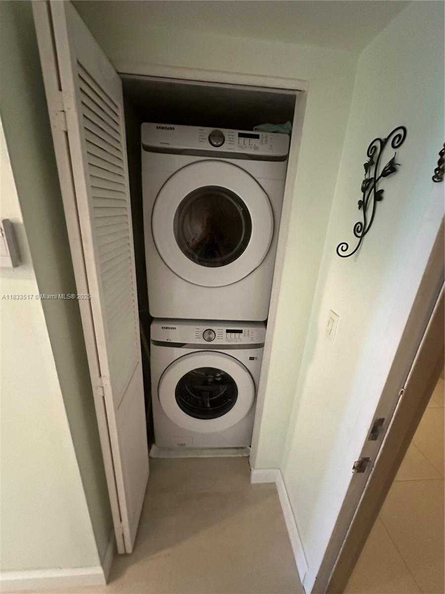 Small Image of 1201 SOUTH OCEAN DR #318S, Hollywood Number 20