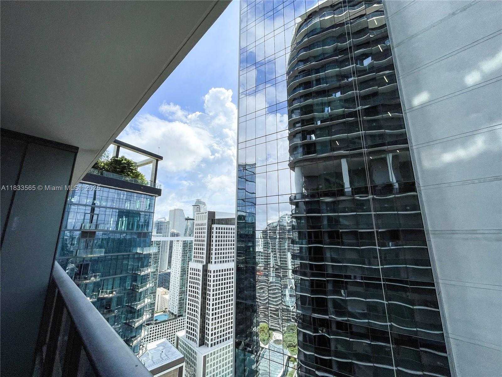 Small Image of 801 SOUTH MIAMI AVE #4204, Miami Number 12