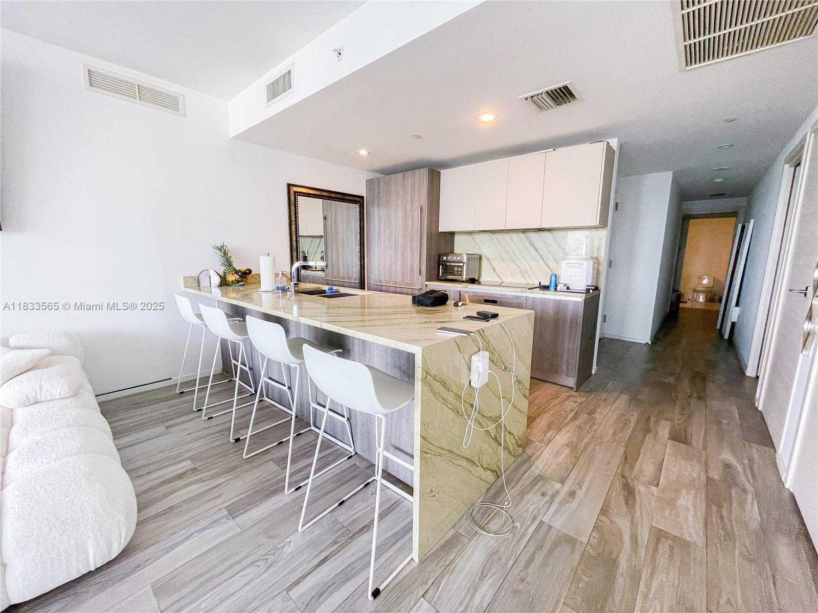 Small Image of 801 SOUTH MIAMI AVE #4204, Miami Number 20
