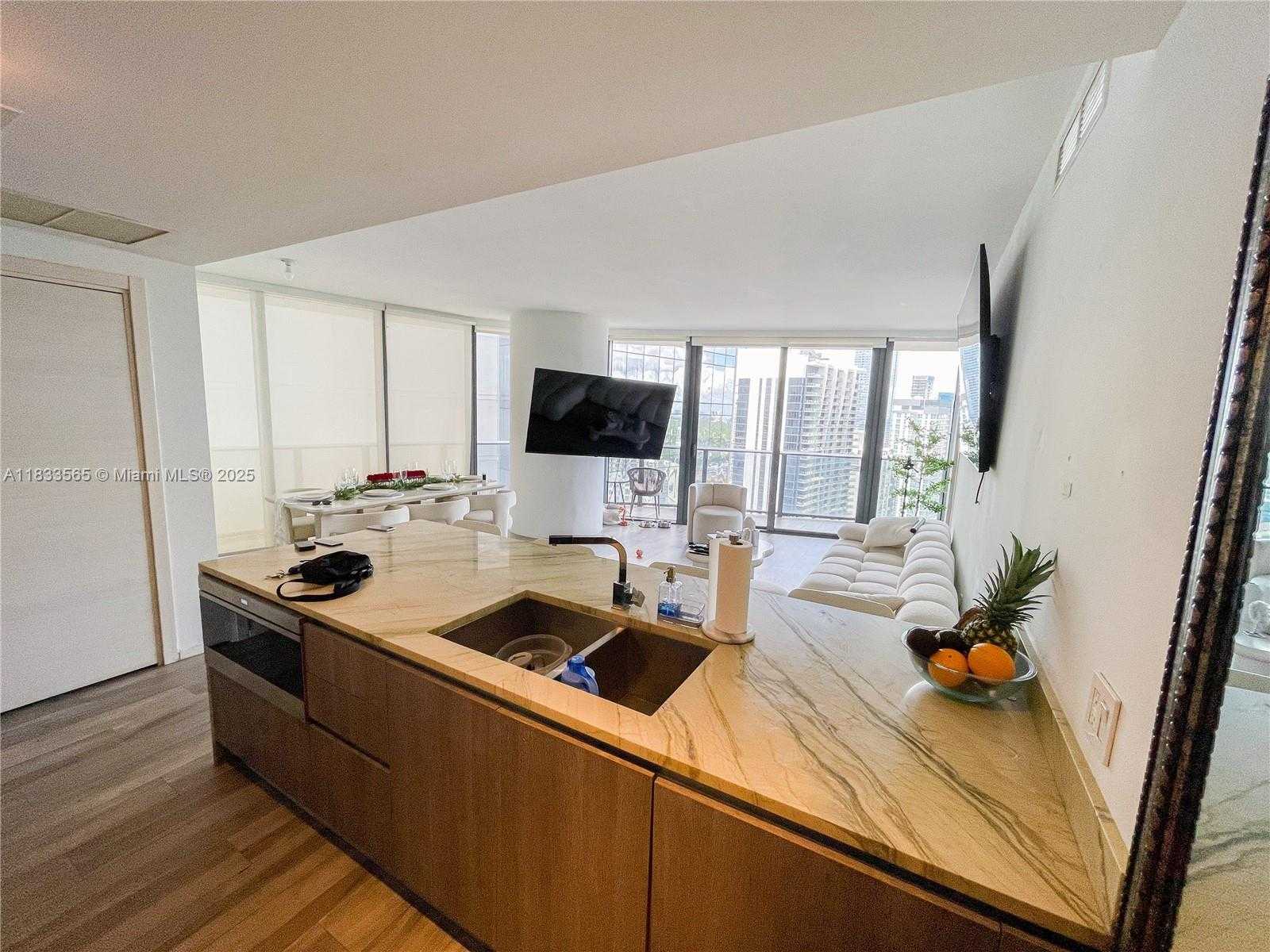 Small Image of 801 SOUTH MIAMI AVE #4204, Miami Number 22