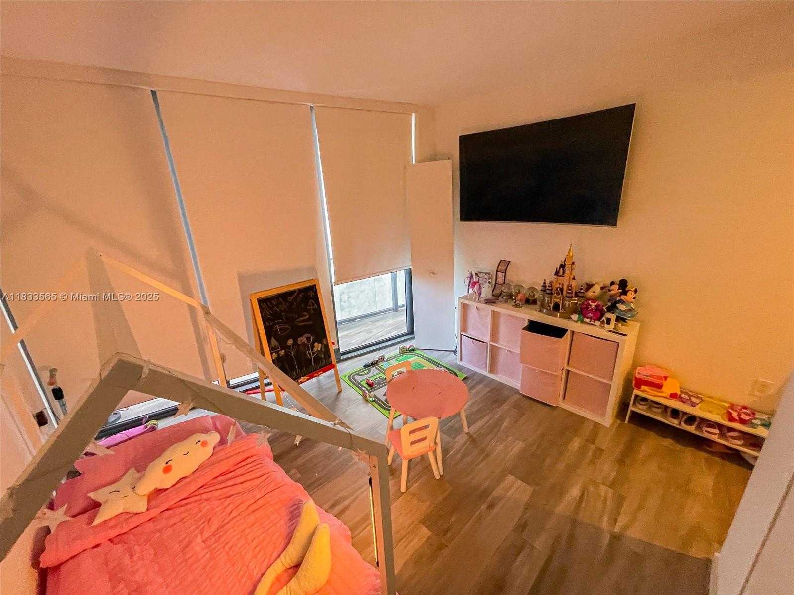 Small Image of 801 SOUTH MIAMI AVE #4204, Miami Number 36