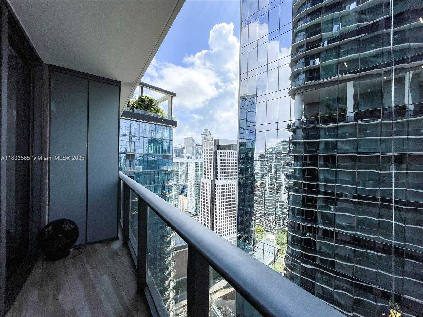 Small Image of 801 SOUTH MIAMI AVE #4204, Miami Number 7