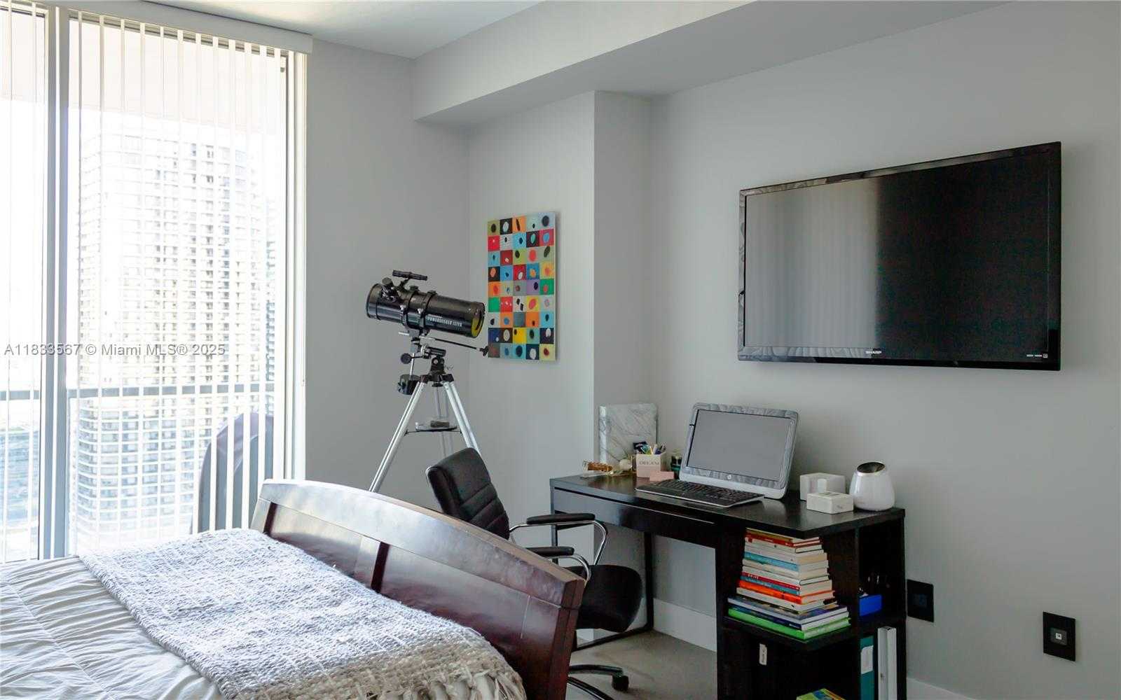 Small Image of 1111 SOUTH WEST 1ST AVE #PH3822, Miami Number 13