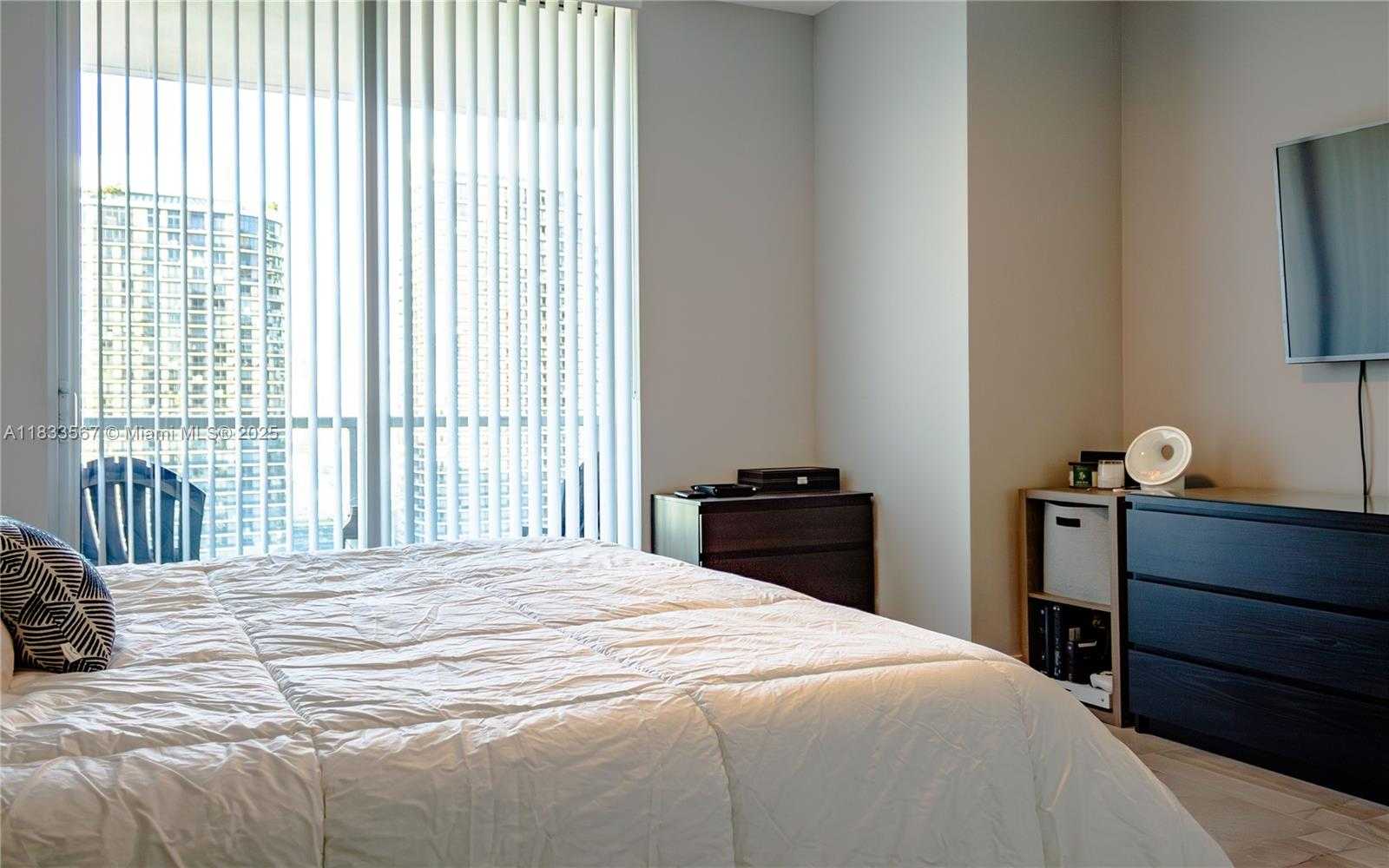 Small Image of 1111 SOUTH WEST 1ST AVE #PH3822, Miami Number 20