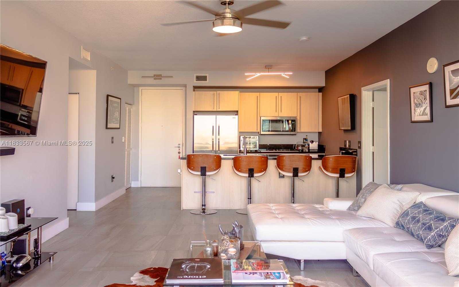 Small Image of 1111 SOUTH WEST 1ST AVE #PH3822, Miami Number 6