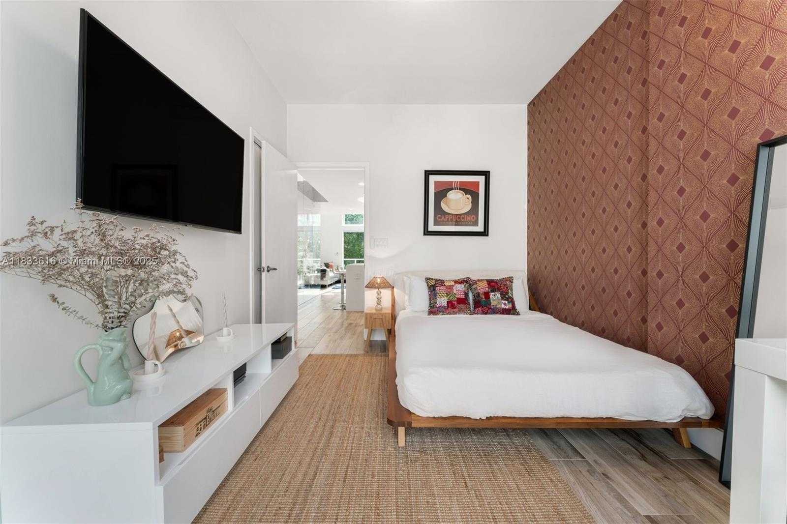 Small Image of 455 NORTH EAST 39TH ST #105, Miami Number 14