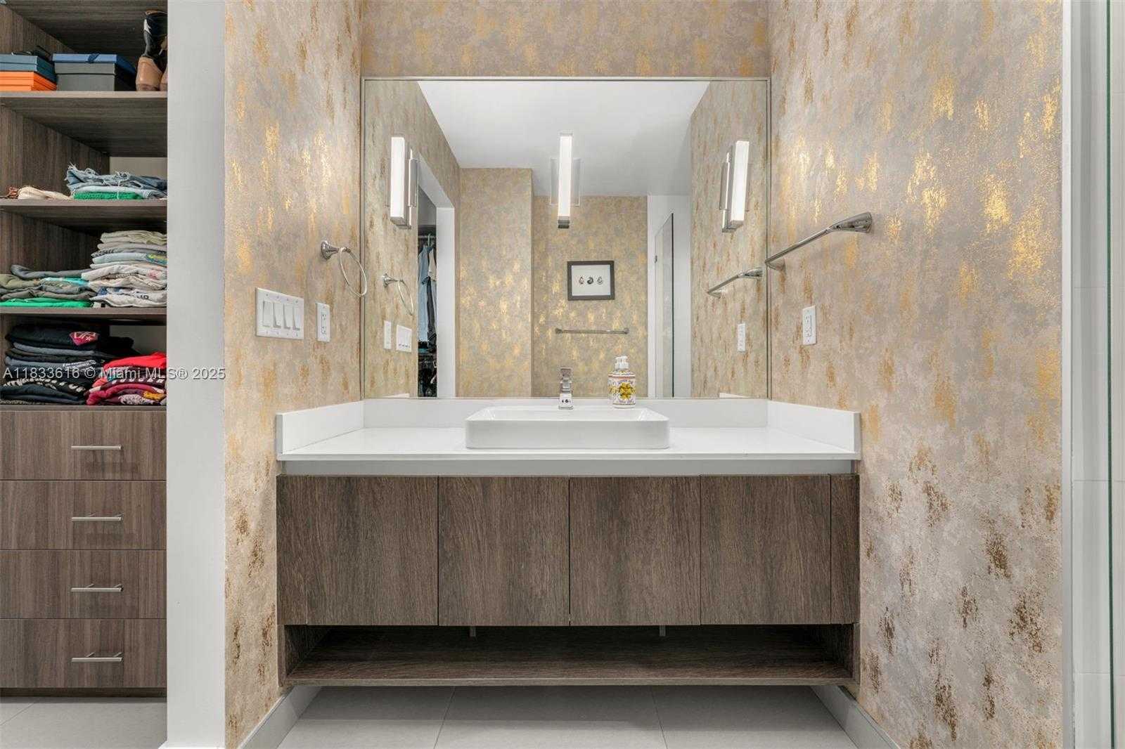 Small Image of 455 NORTH EAST 39TH ST #105, Miami Number 20