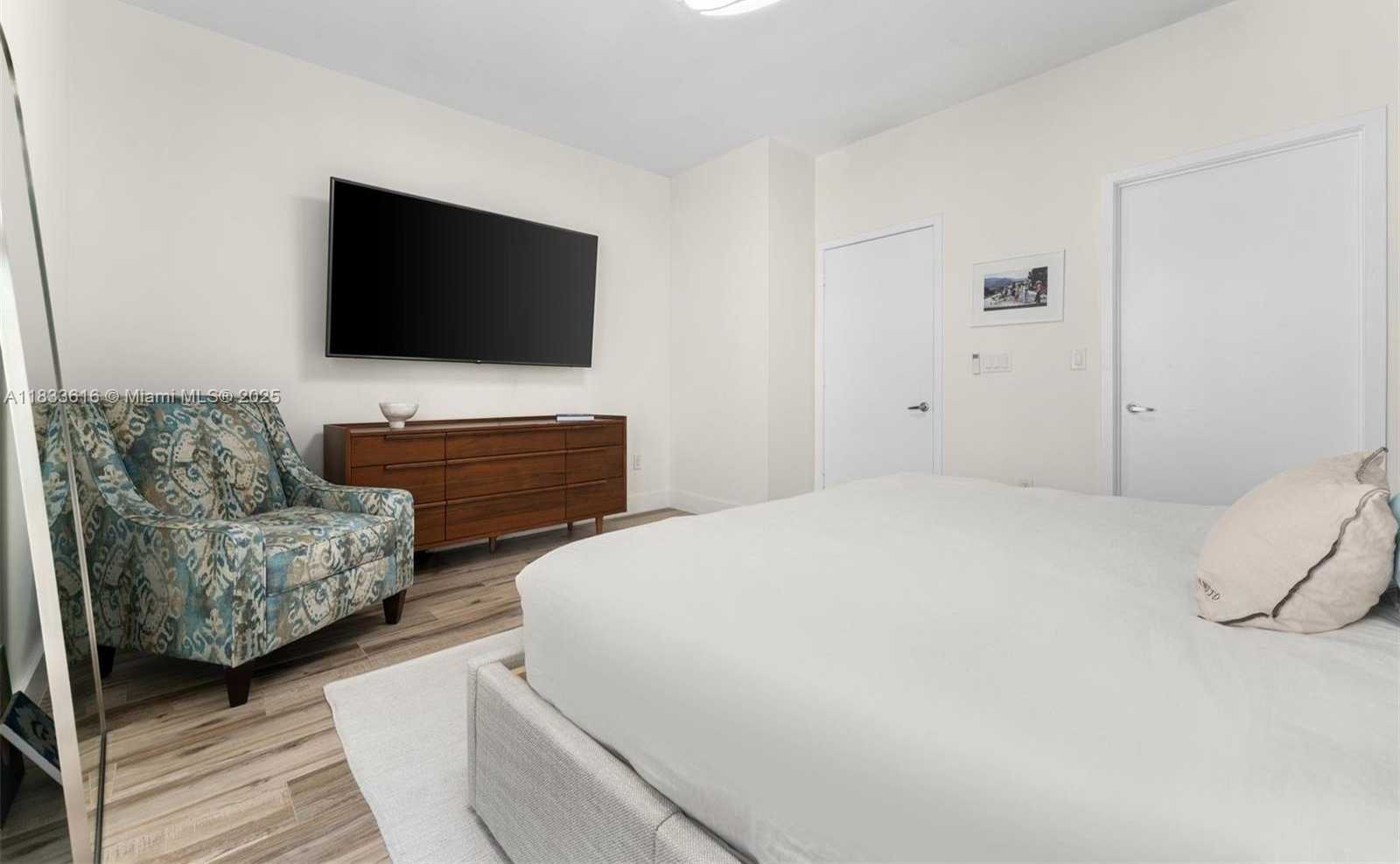 Small Image of 455 NORTH EAST 39TH ST #105, Miami Number 21