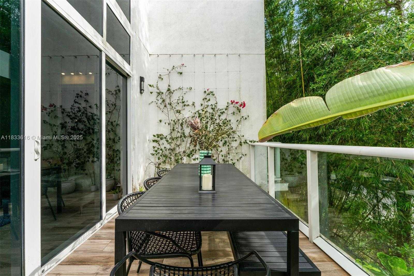 Small Image of 455 NORTH EAST 39TH ST #105, Miami Number 23