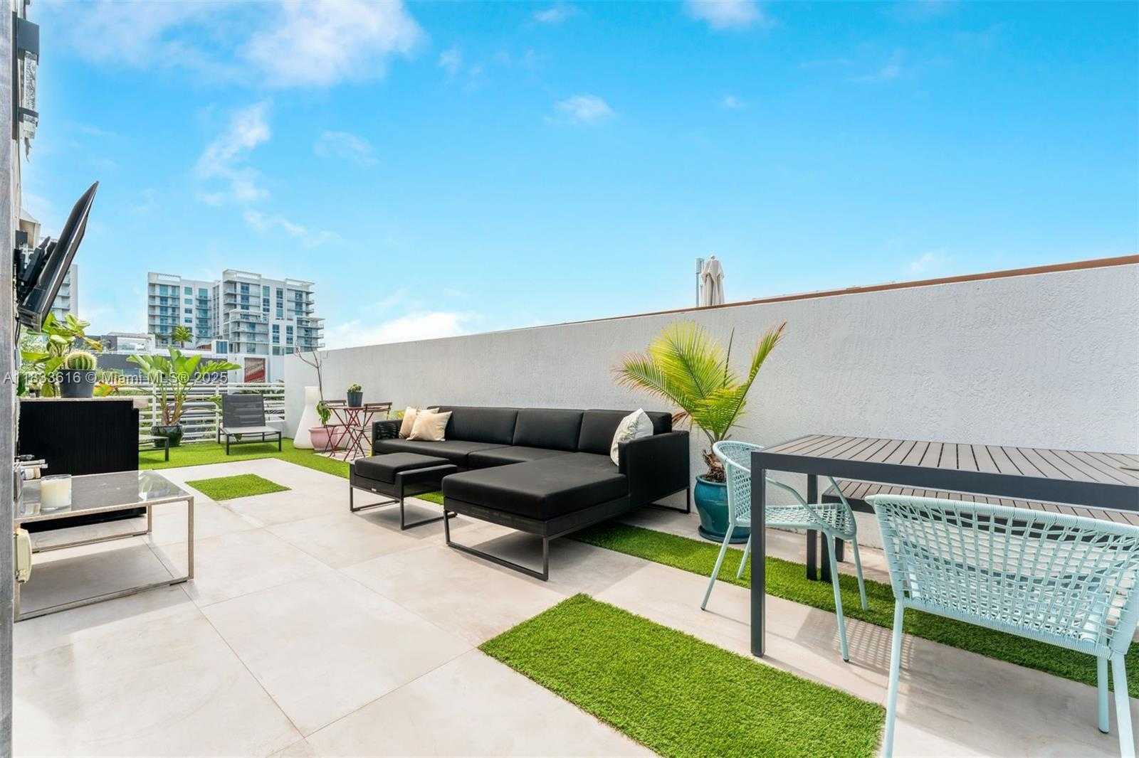 Small Image of 455 NORTH EAST 39TH ST #105, Miami Number 29
