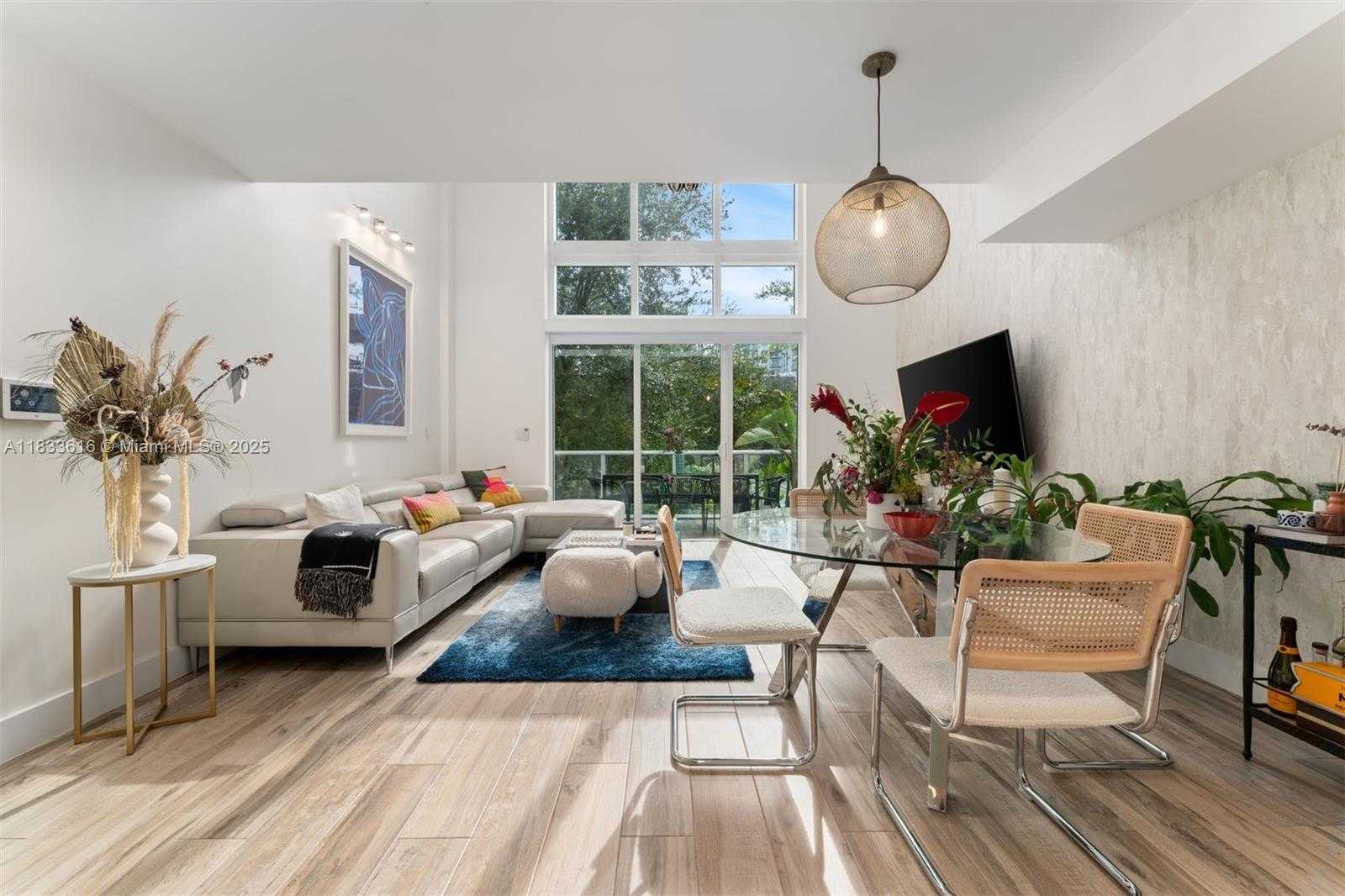 Small Image of 455 NORTH EAST 39TH ST #105, Miami Number 3