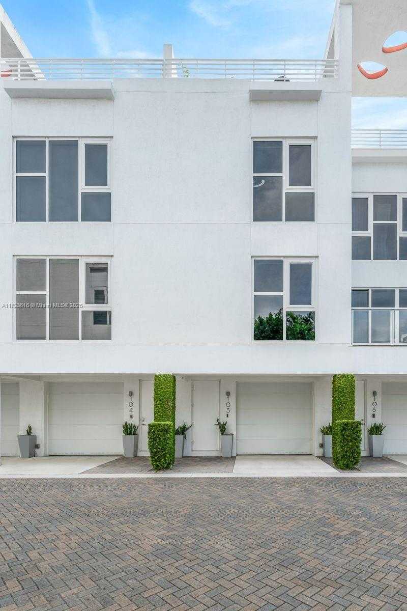 Small Image of 455 NORTH EAST 39TH ST #105, Miami Number 33