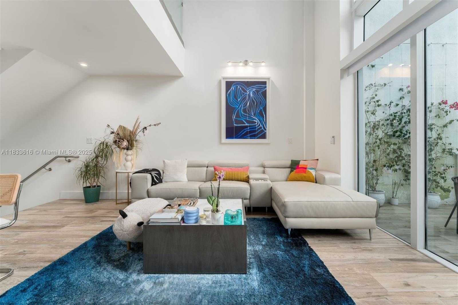 Small Image of 455 NORTH EAST 39TH ST #105, Miami Number 4