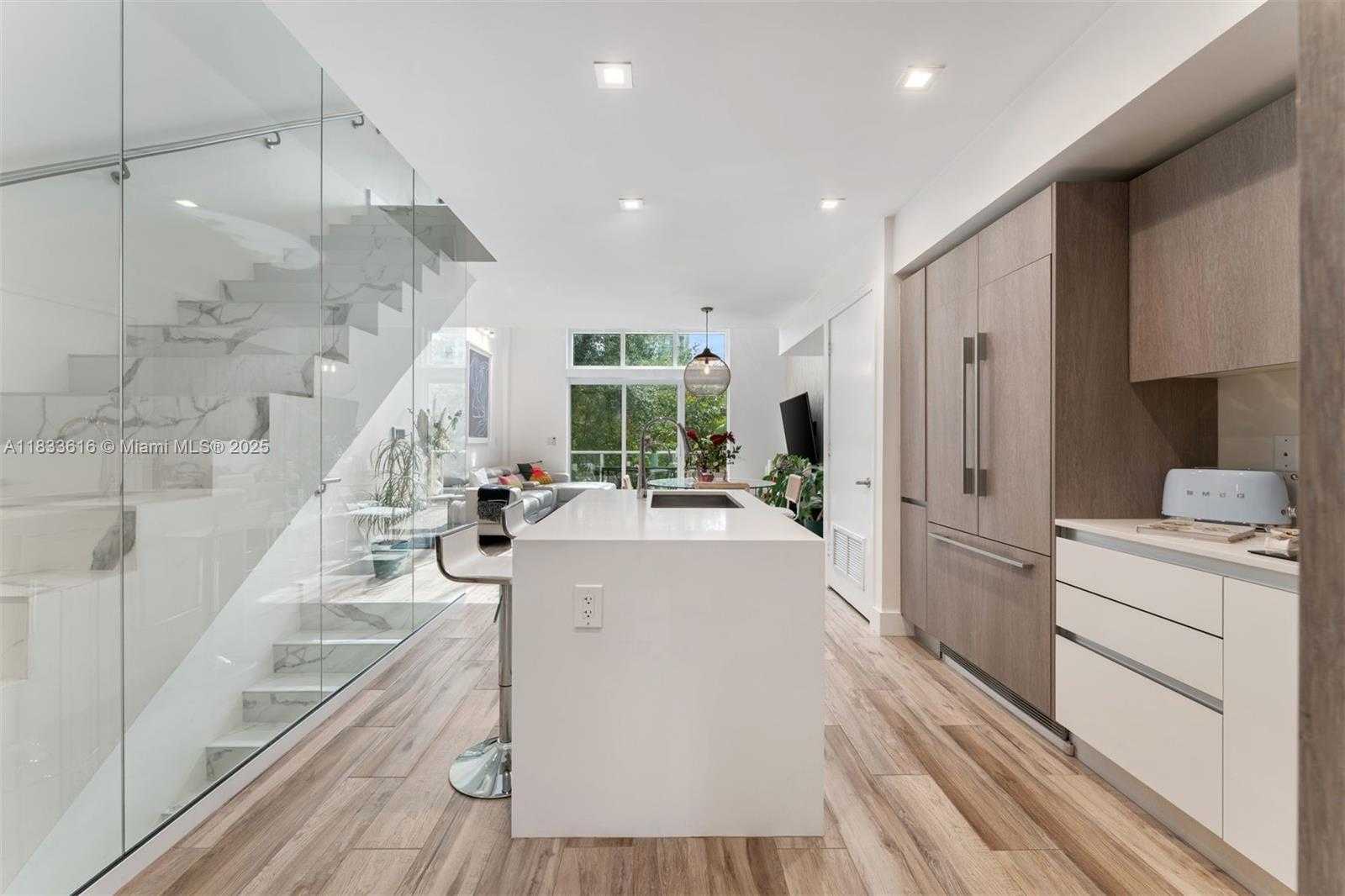 Small Image of 455 NORTH EAST 39TH ST #105, Miami Number 6