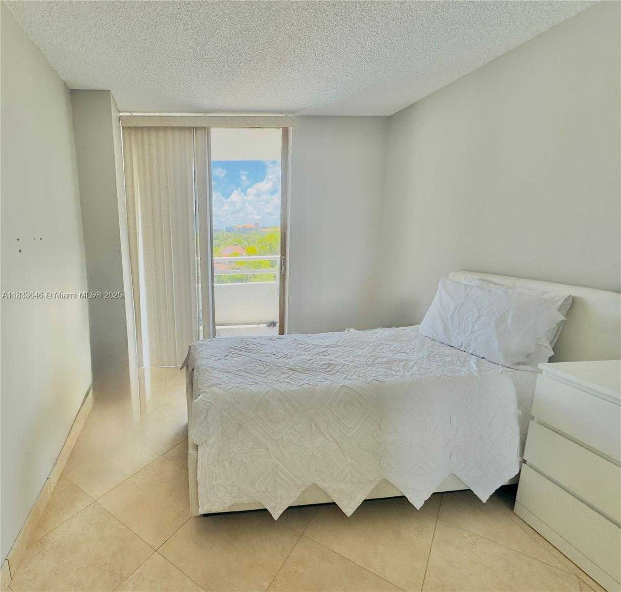 Small Image of 20225 NORTH EAST 34TH CT #614, Aventura Number 15