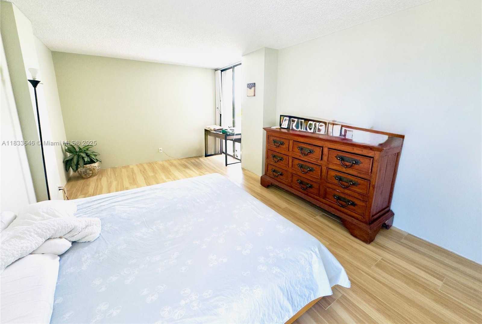Small Image of 20225 NORTH EAST 34TH CT #614, Aventura Number 19