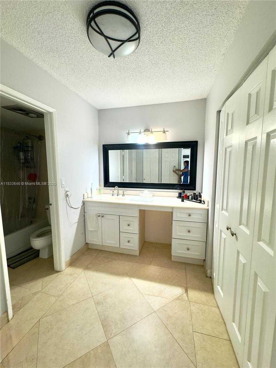 Small Image of 20225 NORTH EAST 34TH CT #614, Aventura Number 20