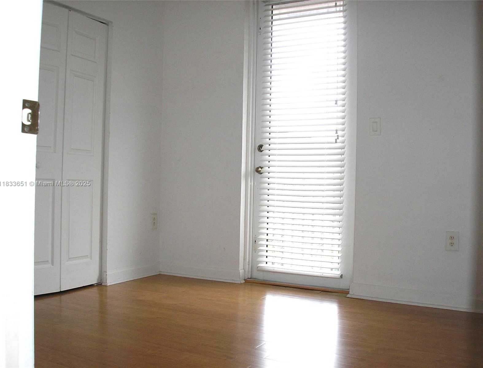 Small Image of 12846 SOUTH WEST 135TH ST, Miami Number 13