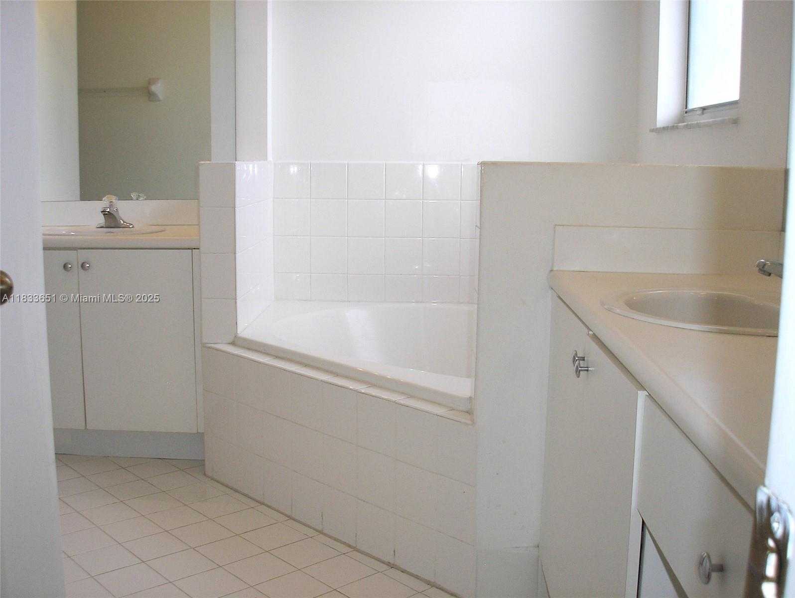 Small Image of 12846 SOUTH WEST 135TH ST, Miami Number 15