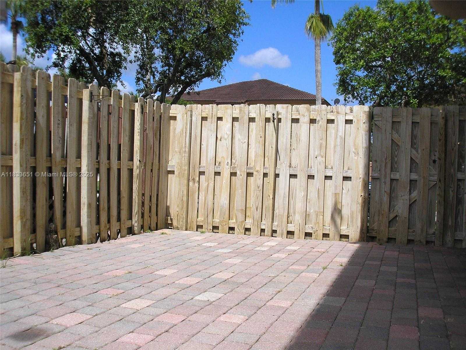 Small Image of 12846 SOUTH WEST 135TH ST, Miami Number 19