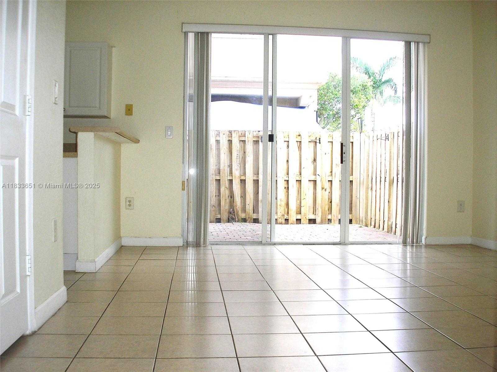 Small Image of 12846 SOUTH WEST 135TH ST, Miami Number 6