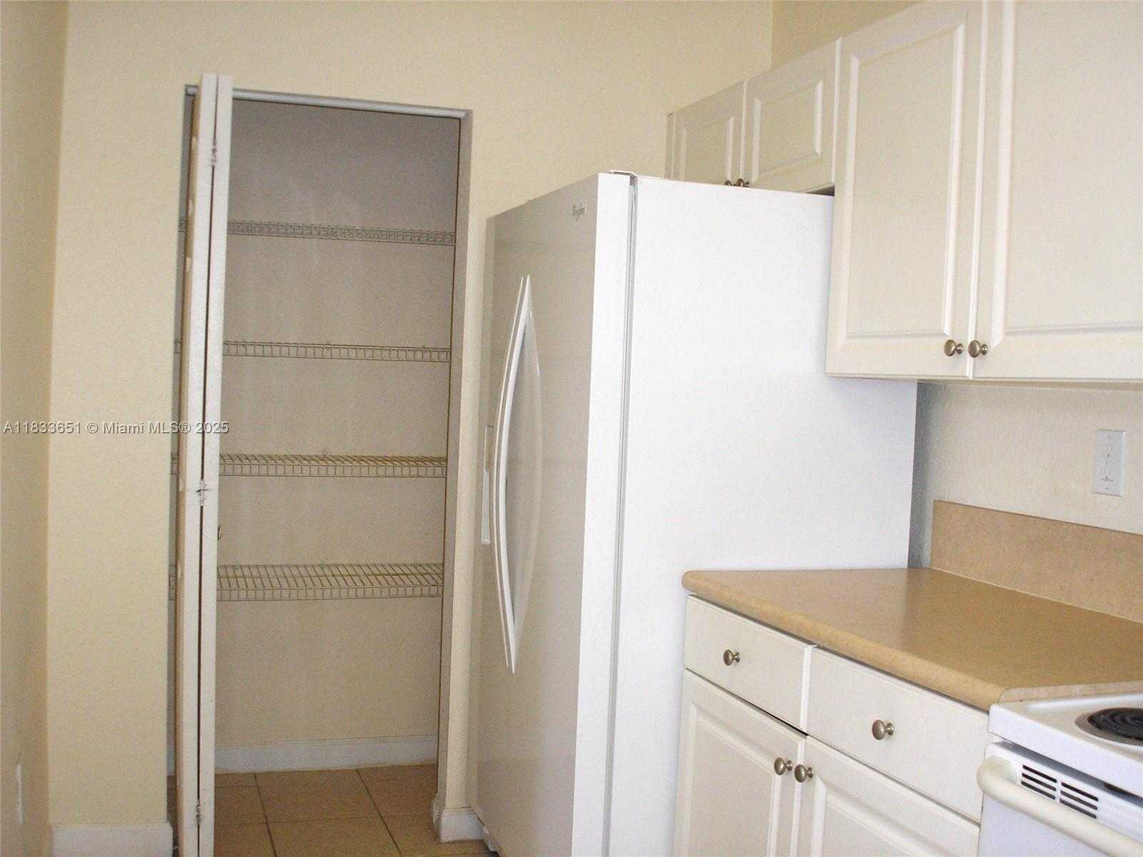 Small Image of 12846 SOUTH WEST 135TH ST, Miami Number 8