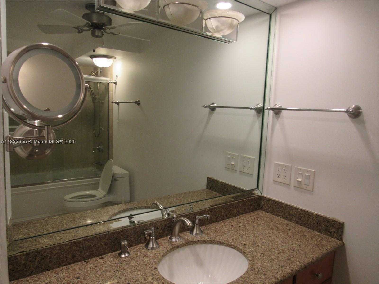 Small Image of 1101 RIVER REACH DR #418, Fort Lauderdale Number 16