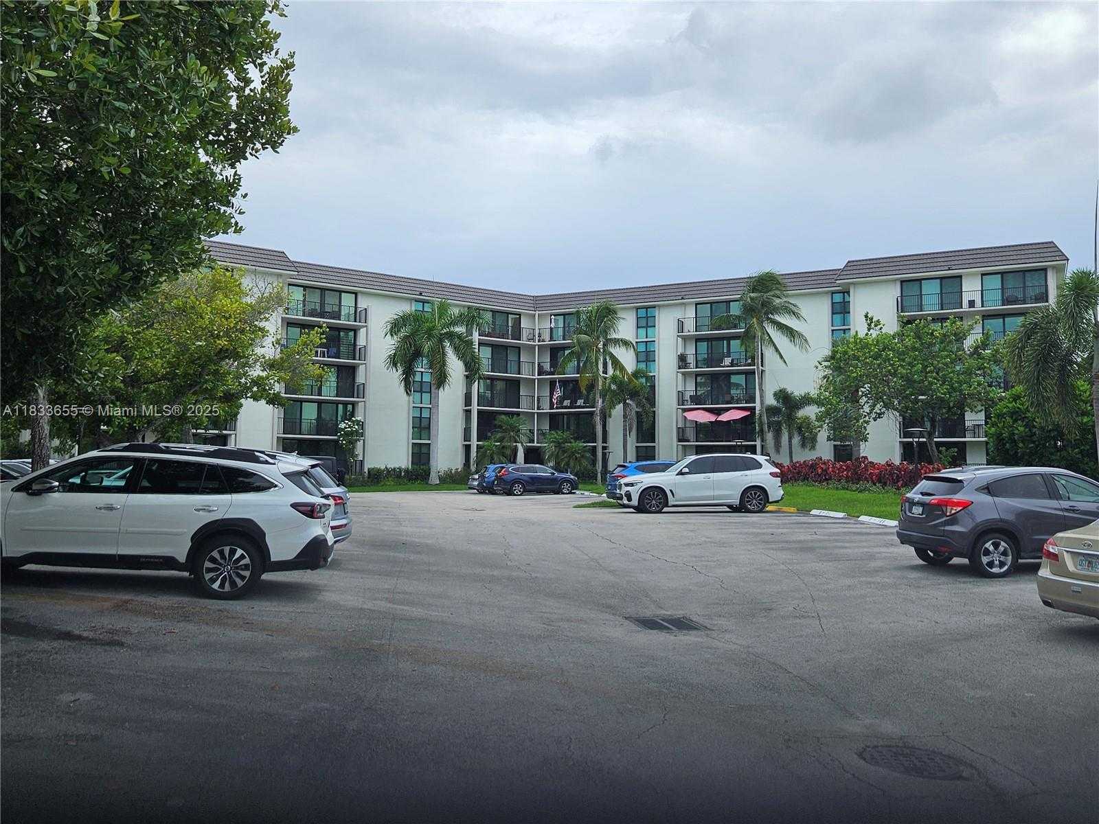 Small Image of 1101 RIVER REACH DR #418, Fort Lauderdale Number 26