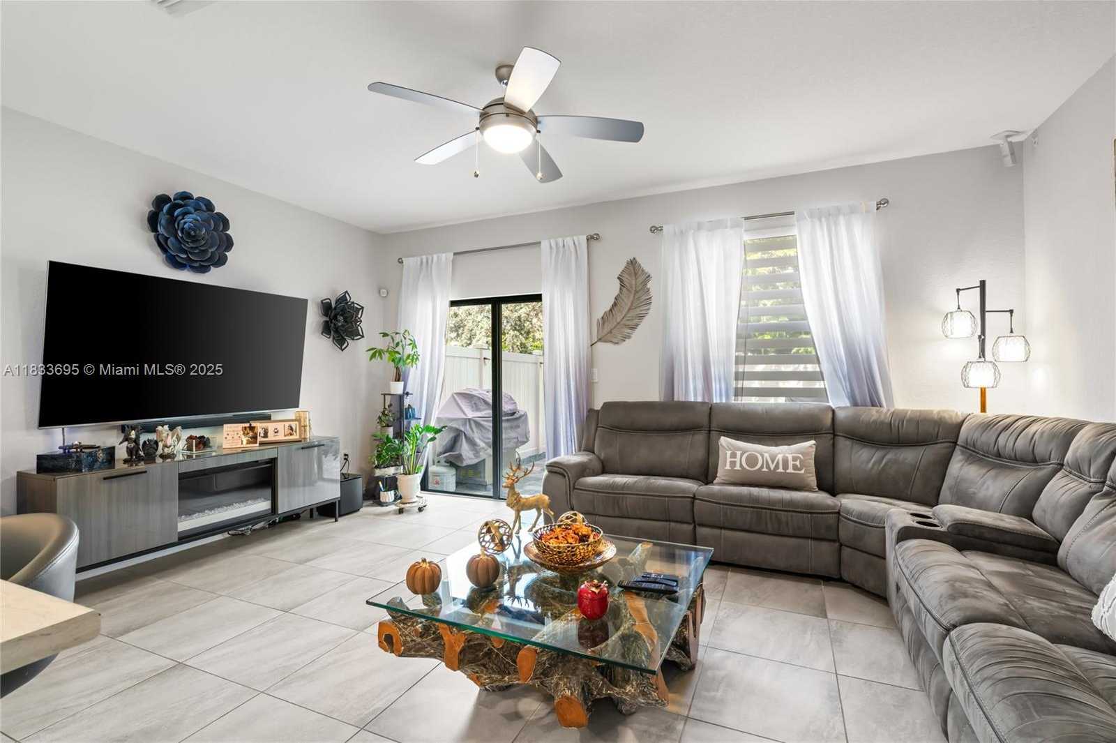 Small Image of 10468 WEST 33RD LN, Hialeah Number 20