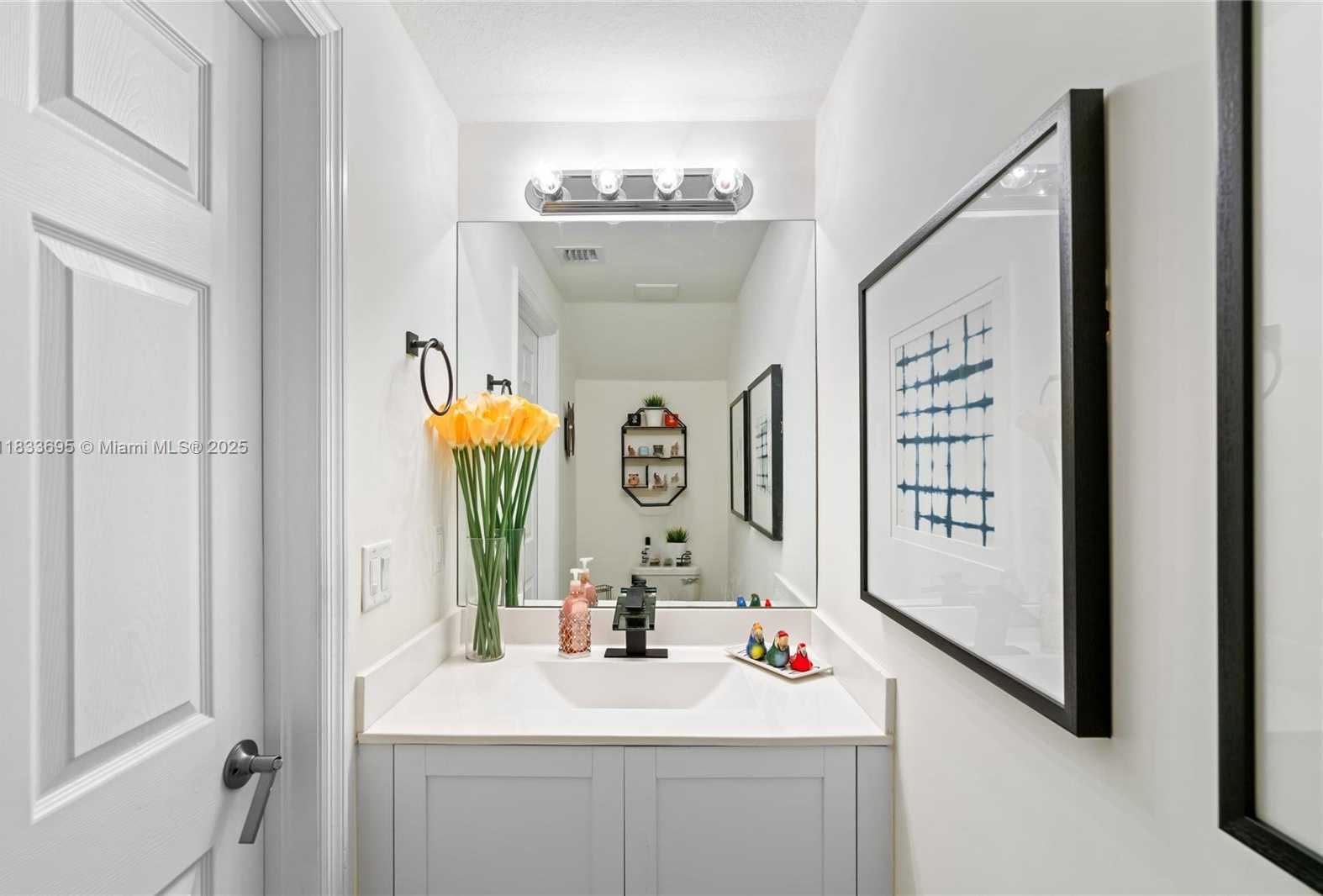 Small Image of 10468 WEST 33RD LN, Hialeah Number 29