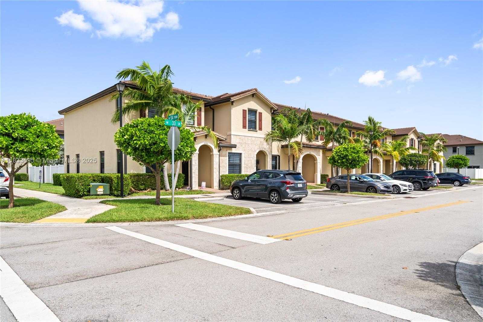 Small Image of 10468 WEST 33RD LN, Hialeah Number 5