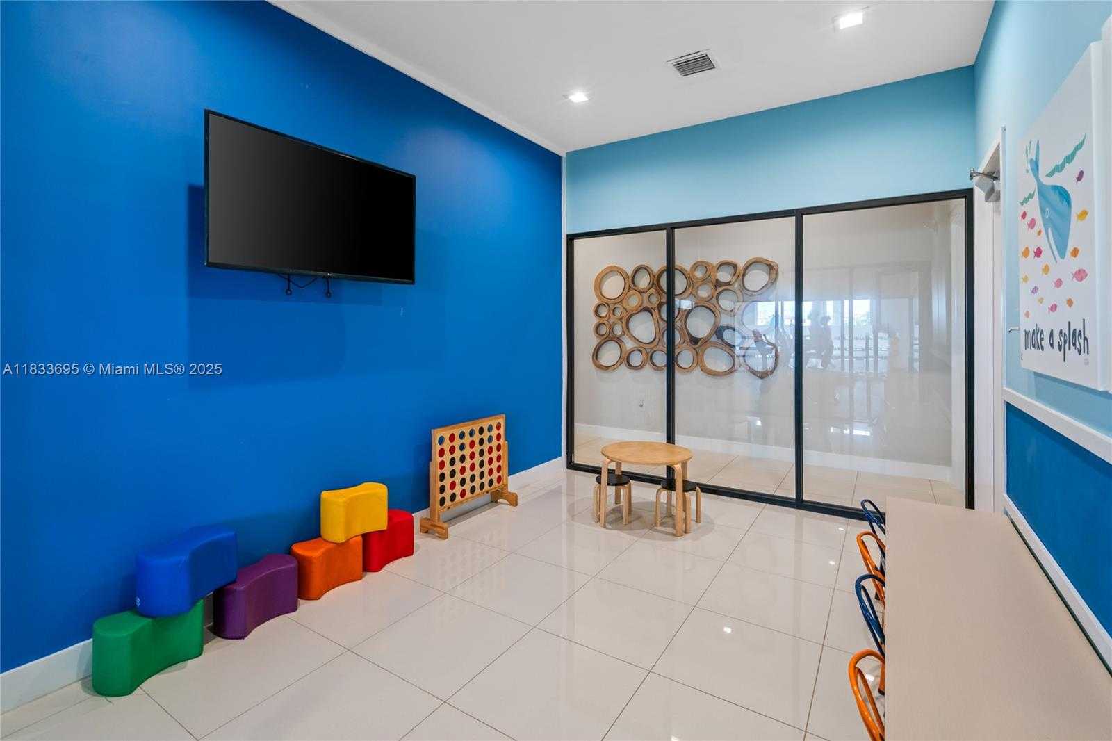 Small Image of 10468 WEST 33RD LN, Hialeah Number 58