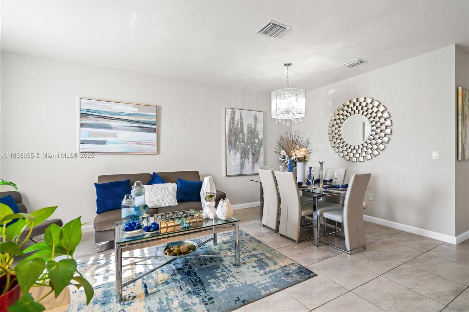 Small Image of 10468 WEST 33RD LN, Hialeah Number 6