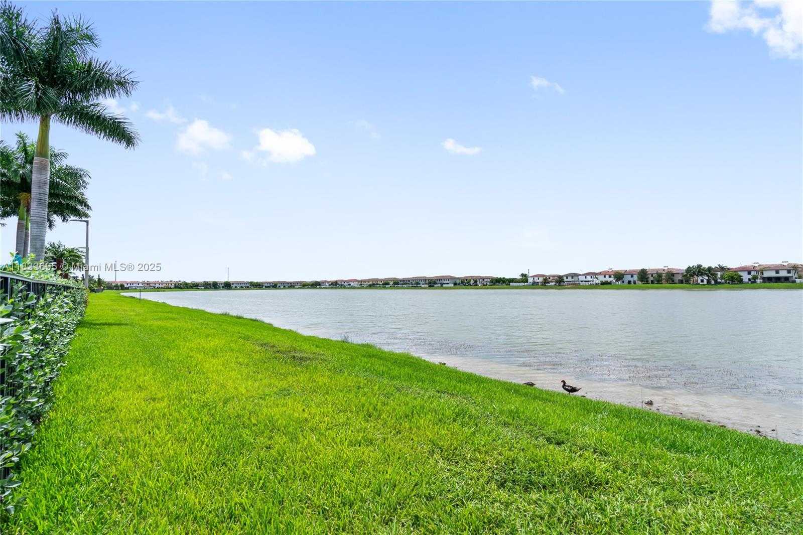 Small Image of 10468 WEST 33RD LN, Hialeah Number 78