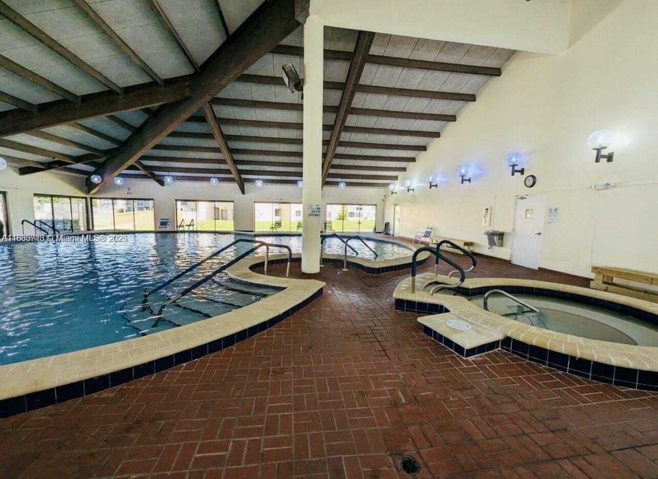 Small Image of 9750 SUNRISE LAKES BLVD #109, Sunrise Number 18