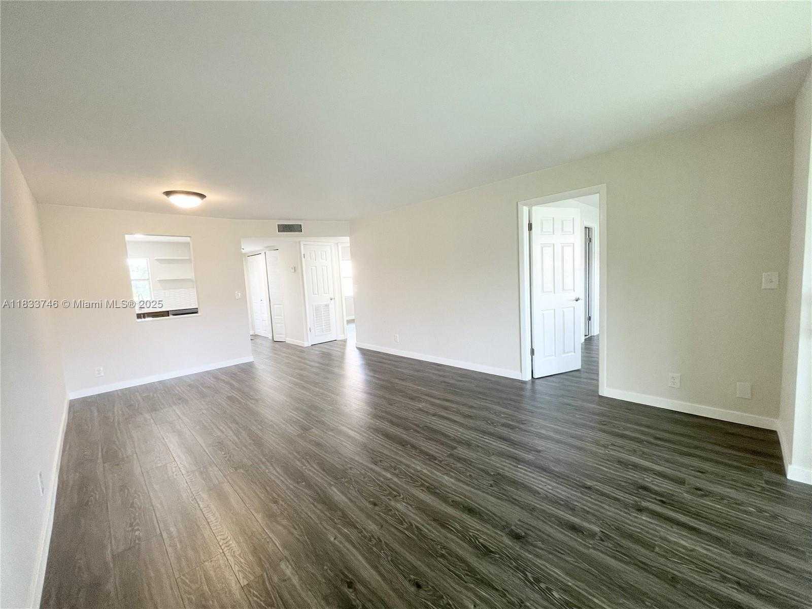 Small Image of 9750 SUNRISE LAKES BLVD #109, Sunrise Number 5