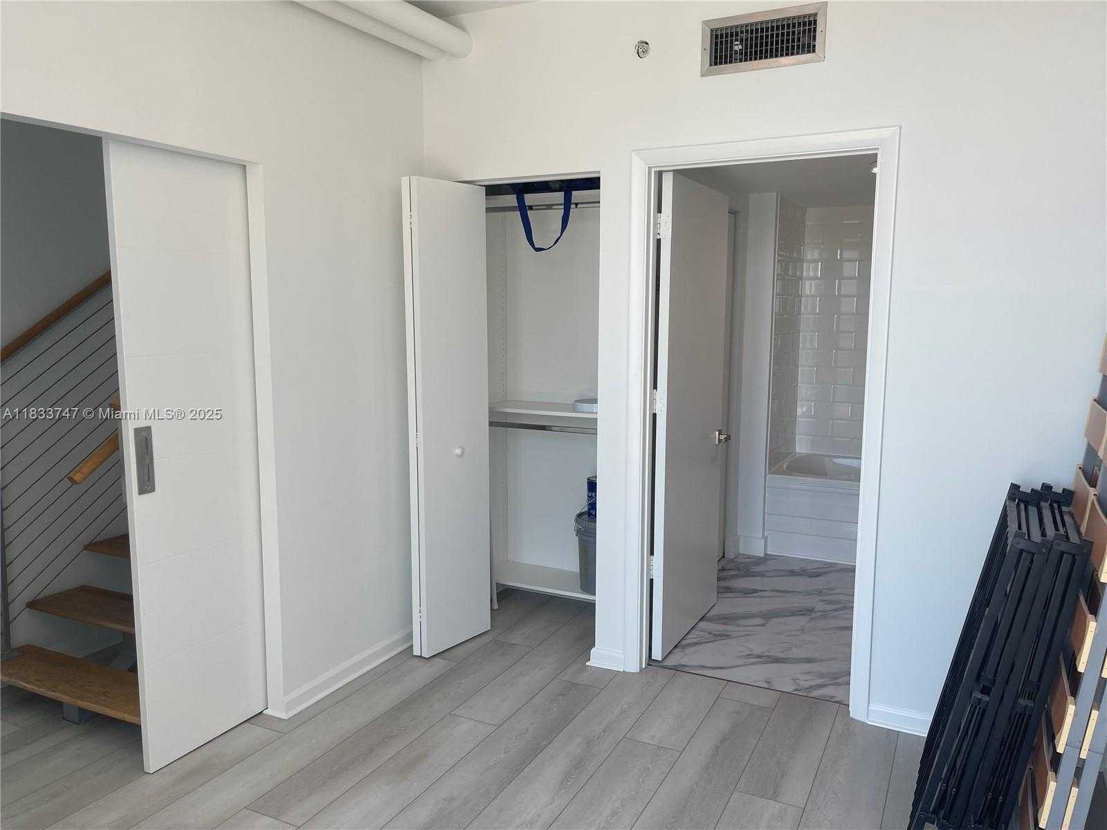 Small Image of 690 SW 1 CT #PHII 19, Miami Number 9