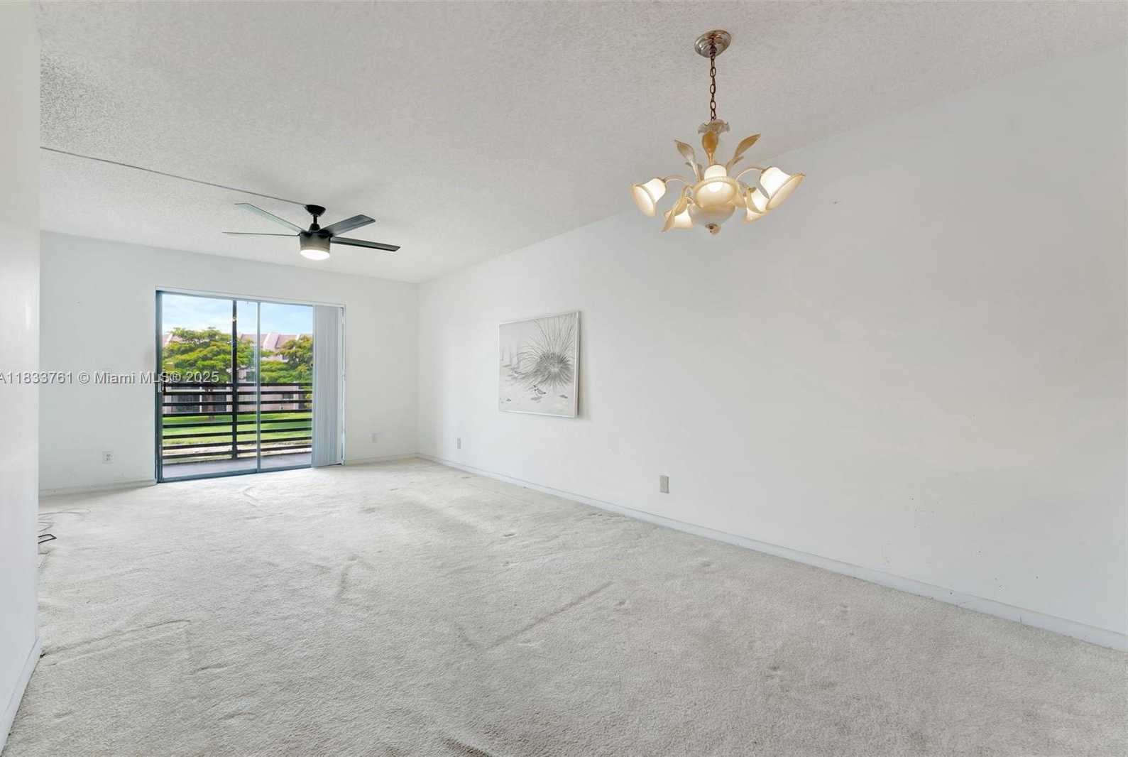 Small Image of 10304 SUNRISE LAKES BLVD #209, Sunrise Number 10
