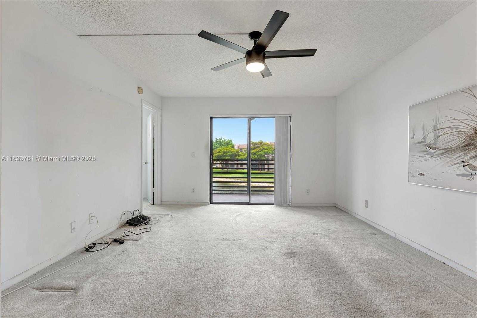 Small Image of 10304 SUNRISE LAKES BLVD #209, Sunrise Number 13