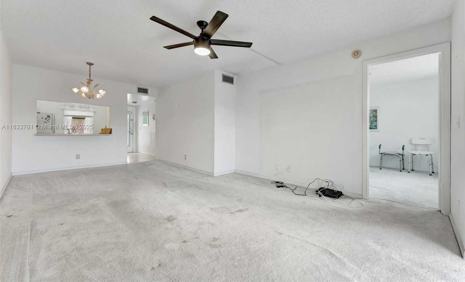 Small Image of 10304 SUNRISE LAKES BLVD #209, Sunrise Number 14
