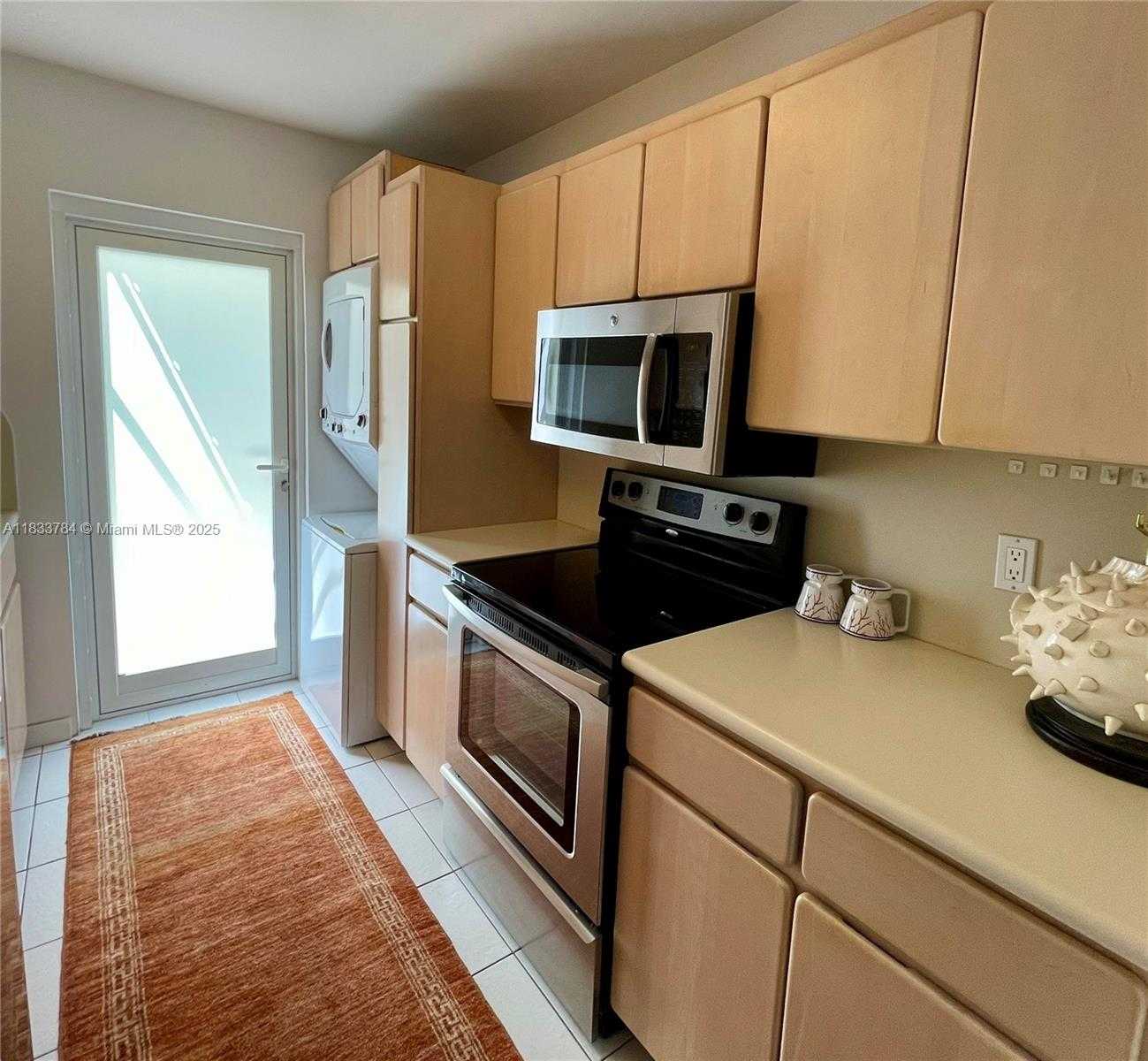 Small Image of Key Biscayne Number 6