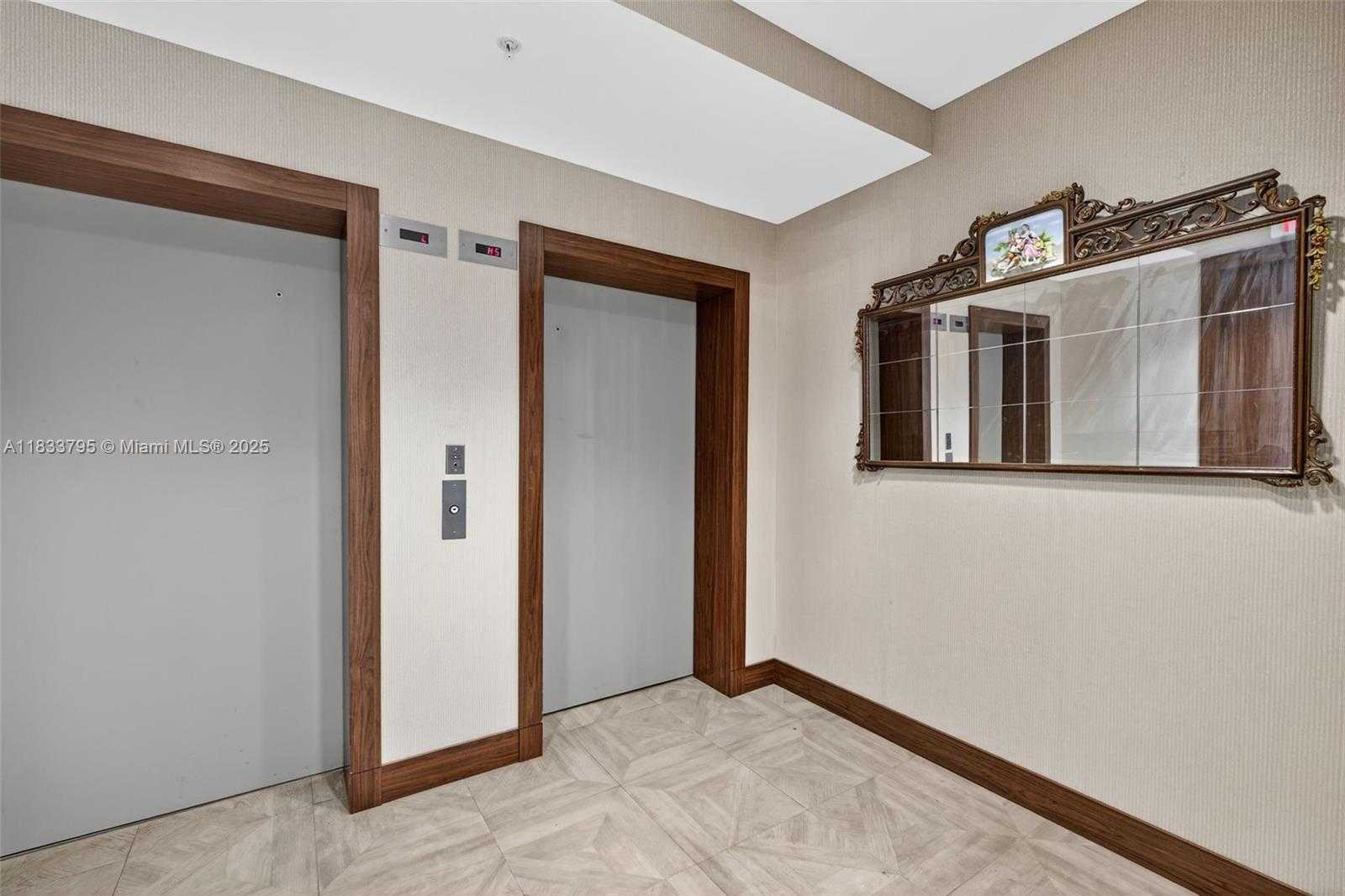 Small Image of 18201 COLLINS AVE #TS2 & TS3, Sunny Isles Beach Number 11