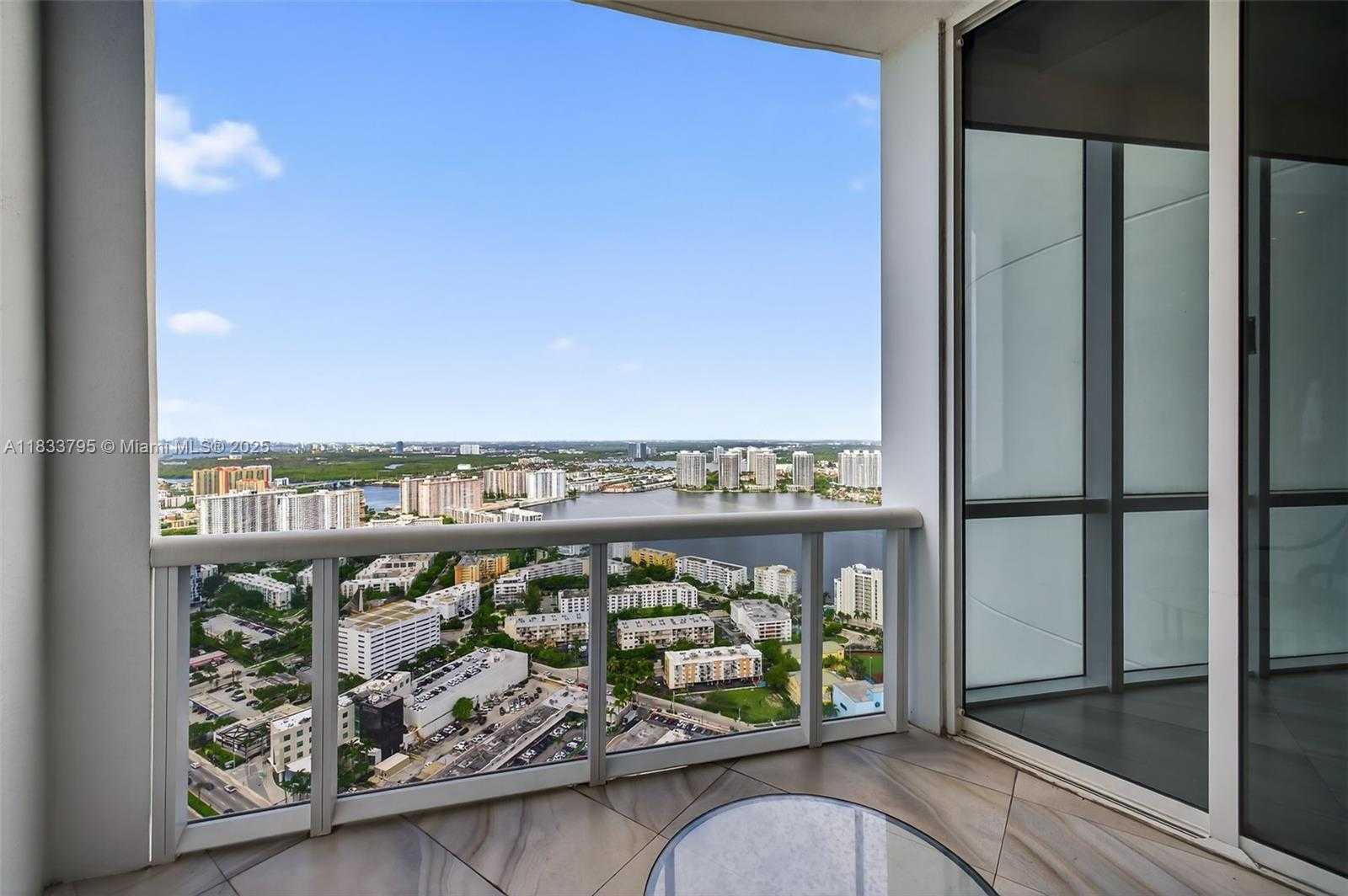 Small Image of 18201 COLLINS AVE #TS2 & TS3, Sunny Isles Beach Number 23